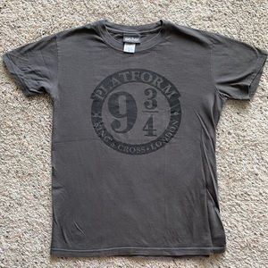 Harry Potter Platform 9 3/4 Tshirt women’s S
